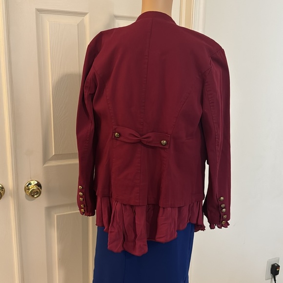 CCO PRICE DROP 🔥🔥 Stylish Unique Style Maroon Open Jacket Size Medium - Picture 7 of 10